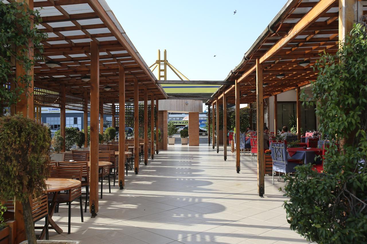 Hotel Continental Vorë Exterior foto